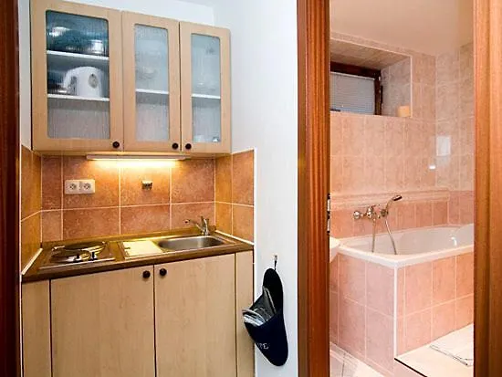 Pension Apartment Granit Praag 3*,
