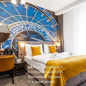 A1 Royal Plaza Hotel